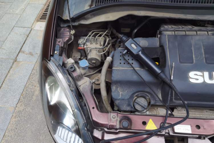 Used Suzuki Swift 2014 1.5L Automatic Fashion Edition Engine Bay Right