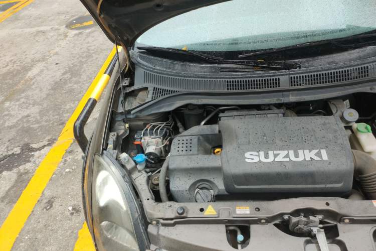 Used Suzuki Swift 2014 1.5L Automatic Fashion Edition Engine Bay Right