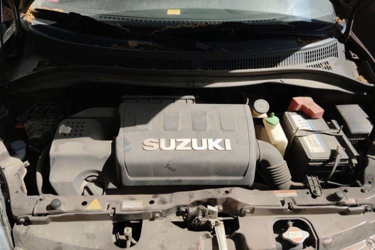 Used Suzuki Swift 2014 1.5L Automatic Fashion Edition Engine Bay