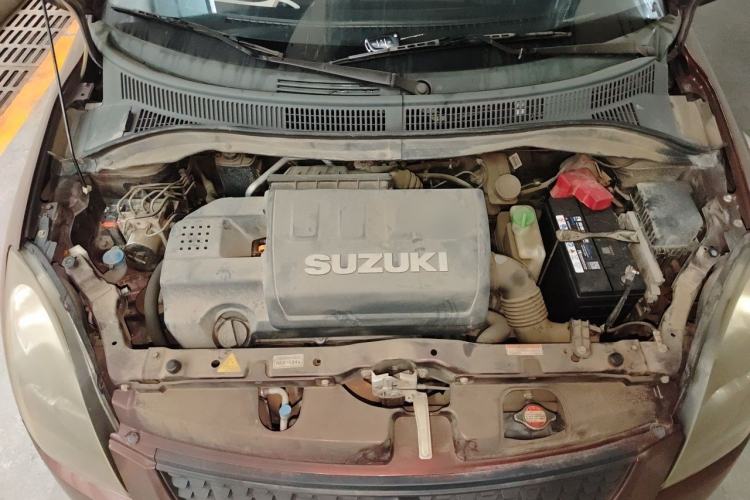 Used Suzuki Swift 2014 1.5L Automatic Fashion Edition Engine Bay