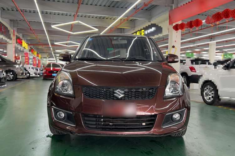 Used Suzuki Swift 2014 1.5L Automatic Fashion Edition Exterior 2