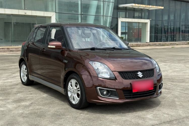 Used Suzuki Swift 2014 1.5L Automatic Fashion Edition Exterior 5