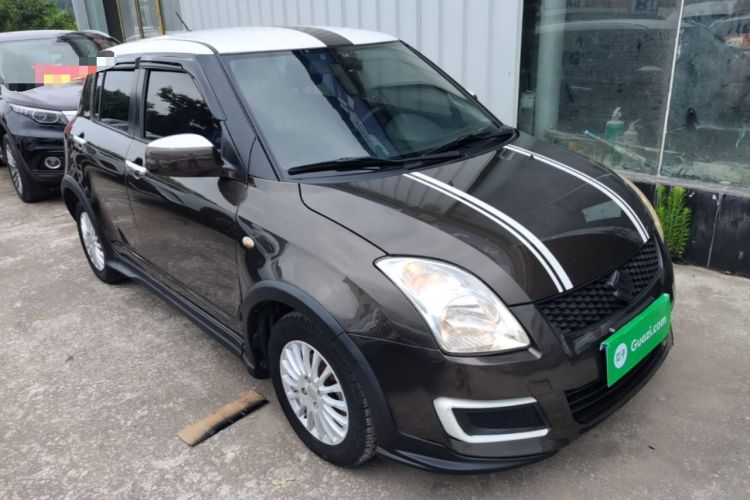 Used Suzuki Swift 2014 1.3L Manual Standard Edition Front Right 45 Deg