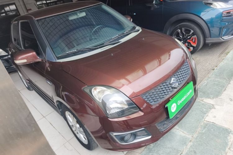 Used Suzuki Swift 2014 1.5L Automatic Fashion Edition Front Right 45 Deg