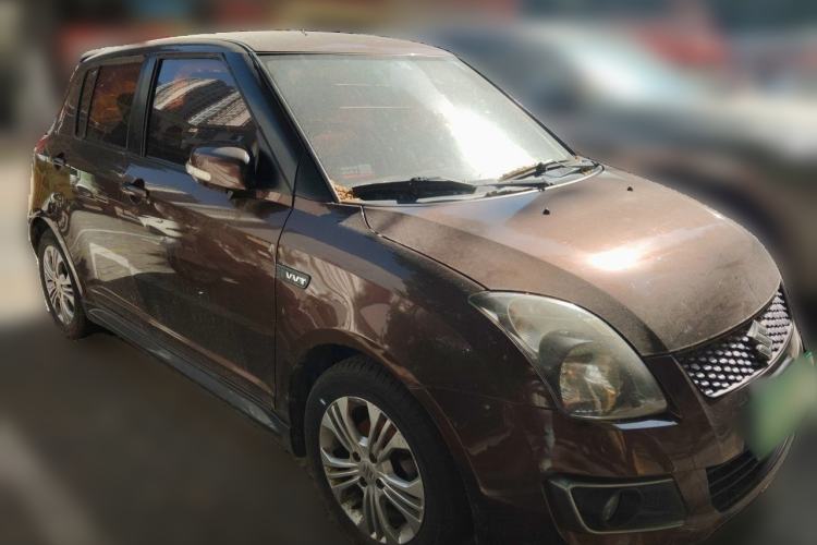 Used Suzuki Swift 2014 1.5L Automatic Fashion Edition Front Right 45 Deg