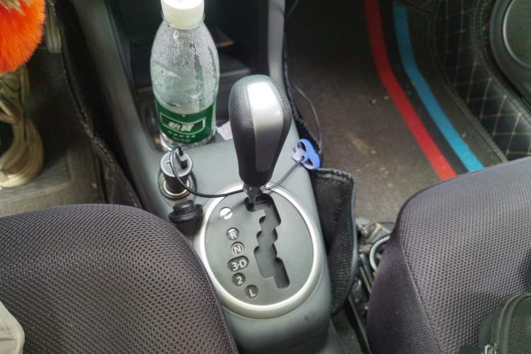 Used Suzuki Swift 2014 1.5L Automatic Fashion Edition Gear Lever