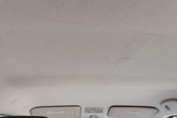 Used Suzuki Swift 2014 1.5L Automatic Fashion Edition Headliner