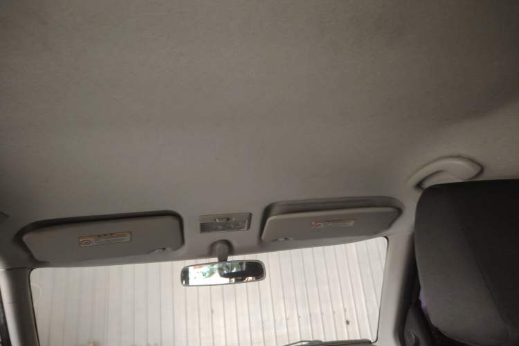 Used Suzuki Swift 2014 1.5L Automatic Fashion Edition Headliner