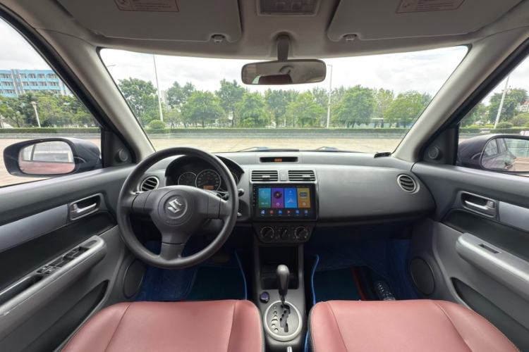 Used Suzuki Swift 2014 1.5L Automatic Fashion Edition Interior 1
