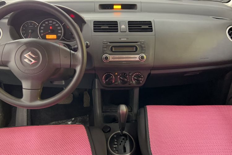 Used Suzuki Swift 2014 1.5L Automatic Fashion Edition Interior 2