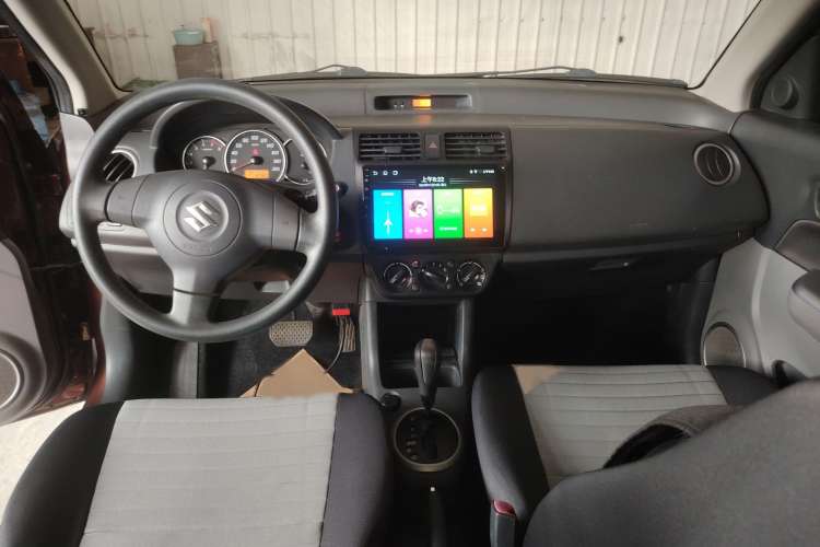 Used Suzuki Swift 2014 1.5L Automatic Fashion Edition Interior 2