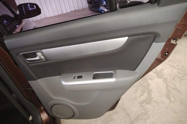 Used Suzuki Swift 2014 1.5L Automatic Fashion Edition Interior 6