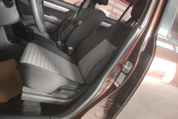Used Suzuki Swift 2014 1.5L Automatic Fashion Edition Left Front Seat