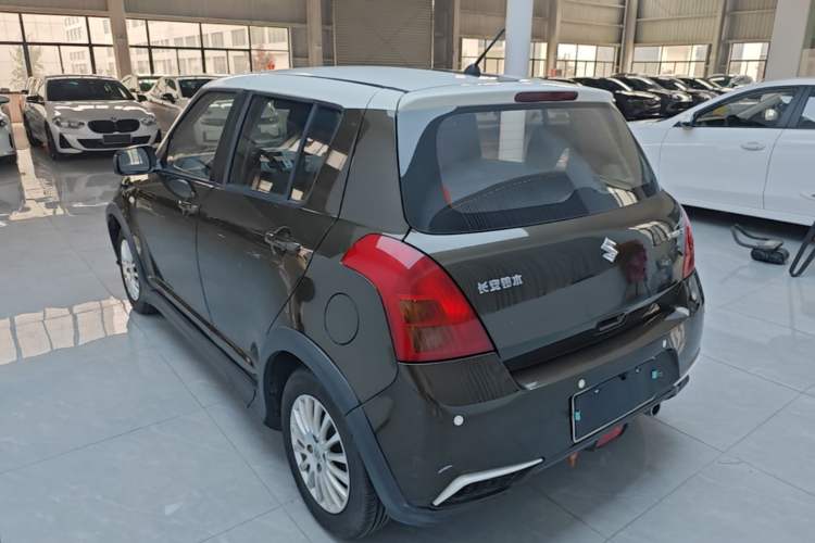 Used Suzuki Swift 2014 1.3L Manual Standard Edition Rear Left 45 Deg