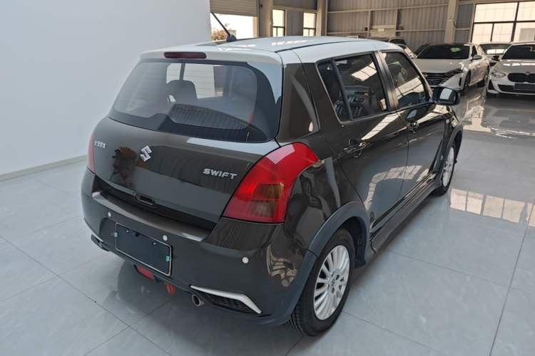 Used Suzuki Swift 2014 1.3L Manual Standard Edition Rear Right 45 Deg