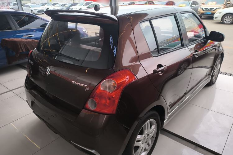 Used Suzuki Swift 2014 1.5L Automatic Fashion Edition Rear Right 45 Deg