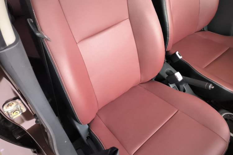 Used Suzuki Swift 2014 1.5L Automatic Fashion Edition Right Front Seat