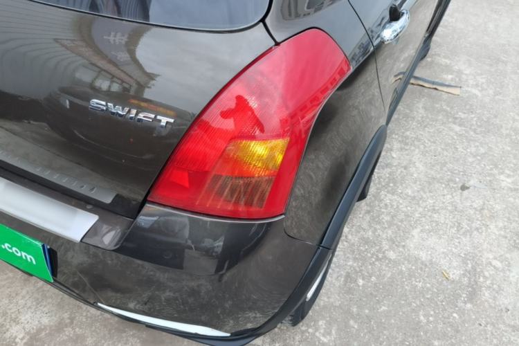 Used Suzuki Swift 2014 1.3L Manual Standard Edition Right Rear Taillight