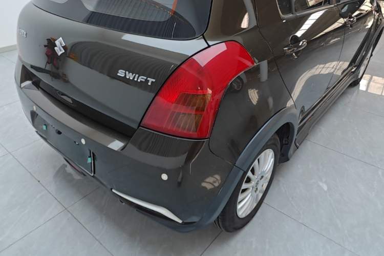 Used Suzuki Swift 2014 1.3L Manual Standard Edition Right Rear Taillight