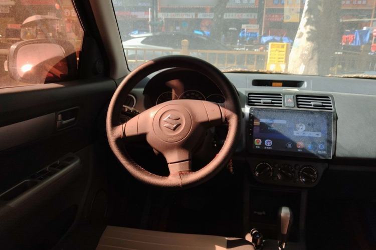 Used Suzuki Swift 2014 1.5L Automatic Fashion Edition Steering Wheel