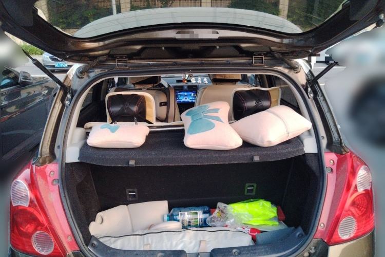 Used Suzuki Swift 2014 1.5L Automatic Fashion Edition Trunk