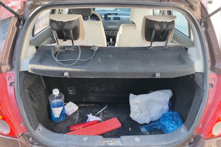 Used Suzuki Swift 2014 1.5L Automatic Fashion Edition Trunk