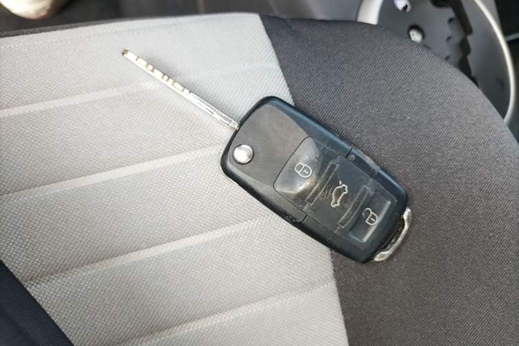 Used Suzuki Swift 2014 1.5L Automatic Fashion Edition Vehicle Key