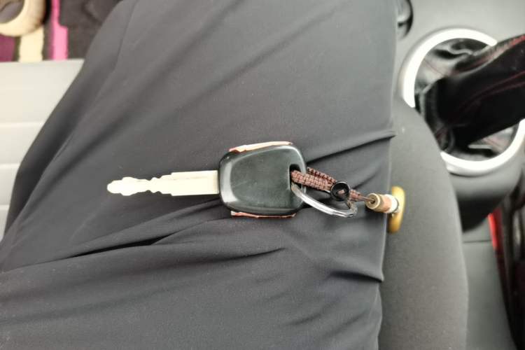Used Suzuki Swift 2014 1.3L Manual Standard Edition Vehicle Key