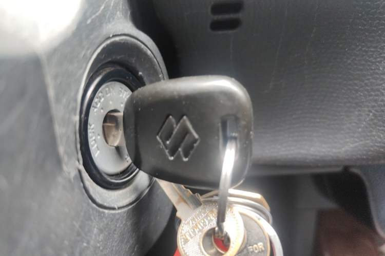 Used Suzuki Swift 2014 1.5L Manual Fashion Edition Vehicle Key