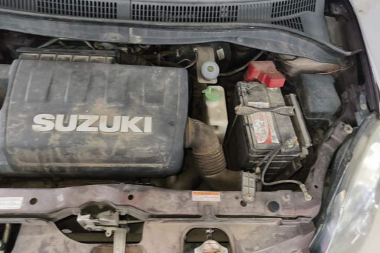 Used Suzuki Swift 2014 1.5L Automatic Fashion Edition Engine Bay Left