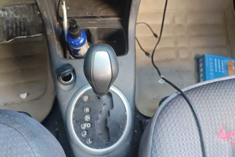 Used Suzuki Swift 2014 1.5L Automatic Fashion Edition Gear Lever