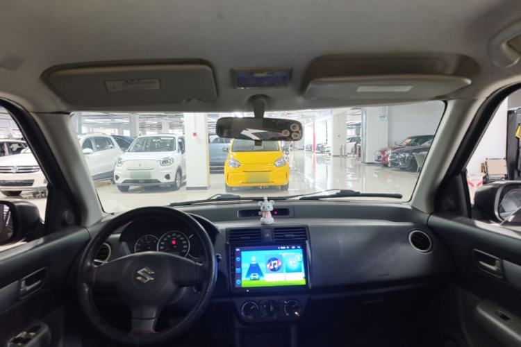 Used Suzuki Swift 2014 1.5L Automatic Fashion Edition Headliner