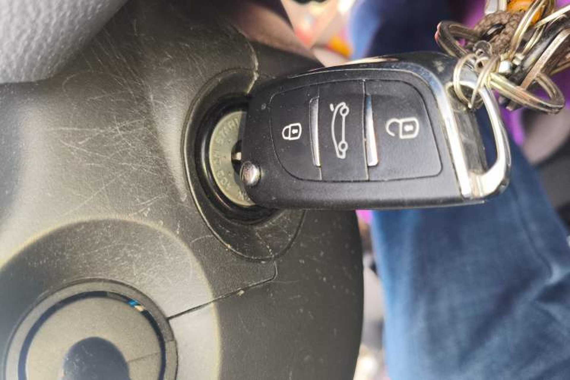 Used Suzuki Swift 2014 1.5L Automatic Fashion Edition Vehicle Key