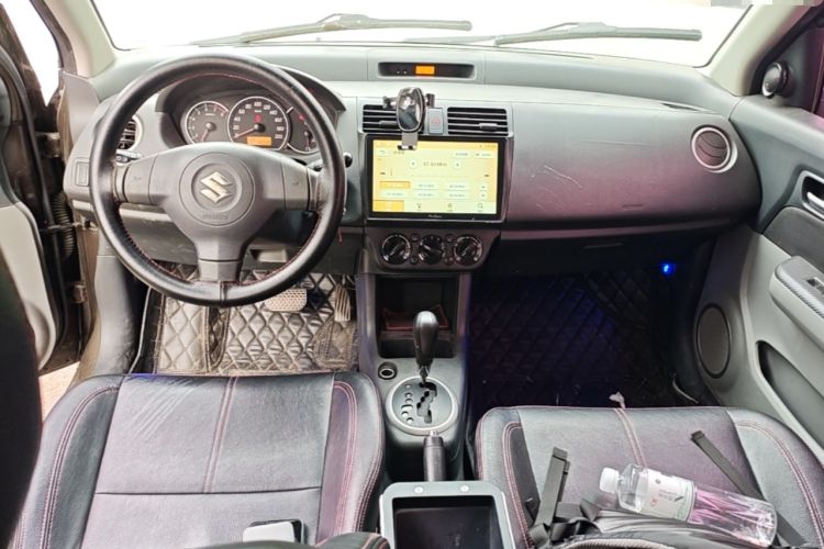 Used Suzuki Swift 2014 1.5L Automatic Fashion Edition Center Console