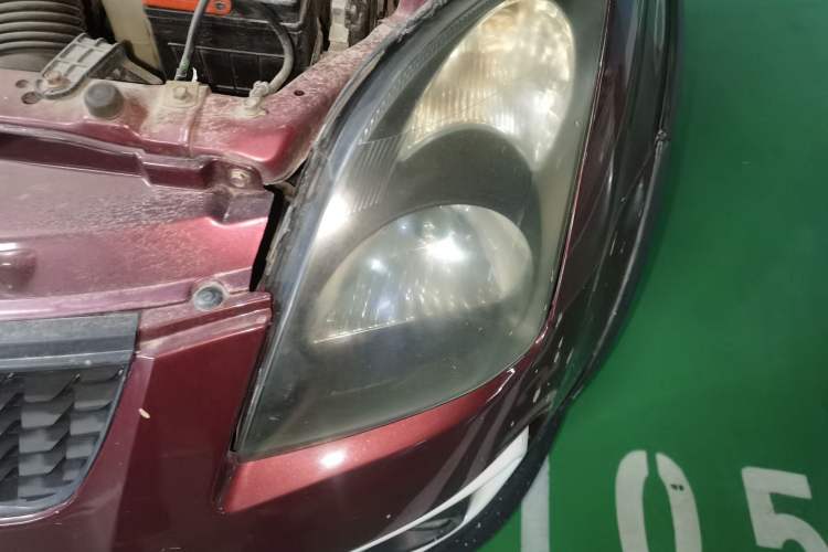 Used Suzuki Swift 2014 1.5L Automatic Fashion Edition Engine Bay Left