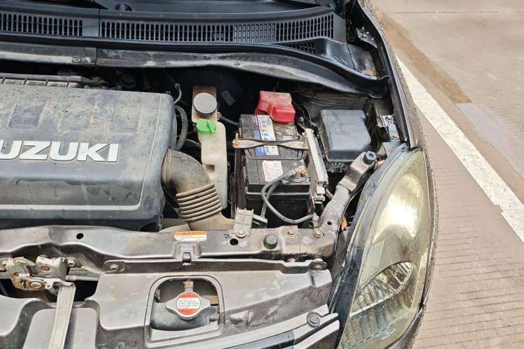 Used Suzuki Swift 2014 1.5L Automatic Fashion Edition Engine Bay Left