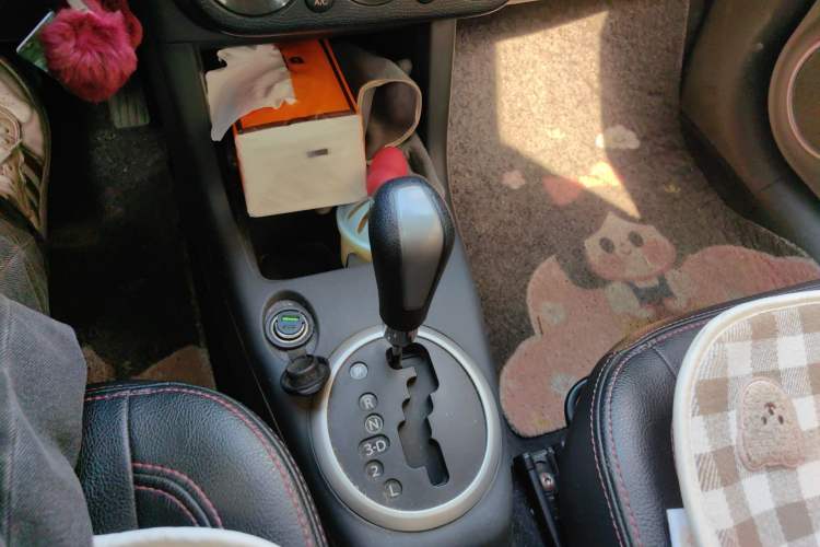 Used Suzuki Swift 2014 1.5L Automatic Fashion Edition Gear Lever