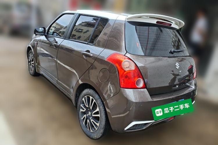 Used Suzuki Swift 2014 1.5L Automatic Fashion Edition Rear Left 45 Deg