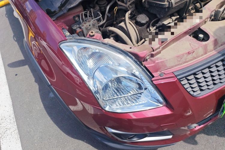 Used Suzuki Swift 2014 1.3L Manual Standard Edition Right Front Headlight