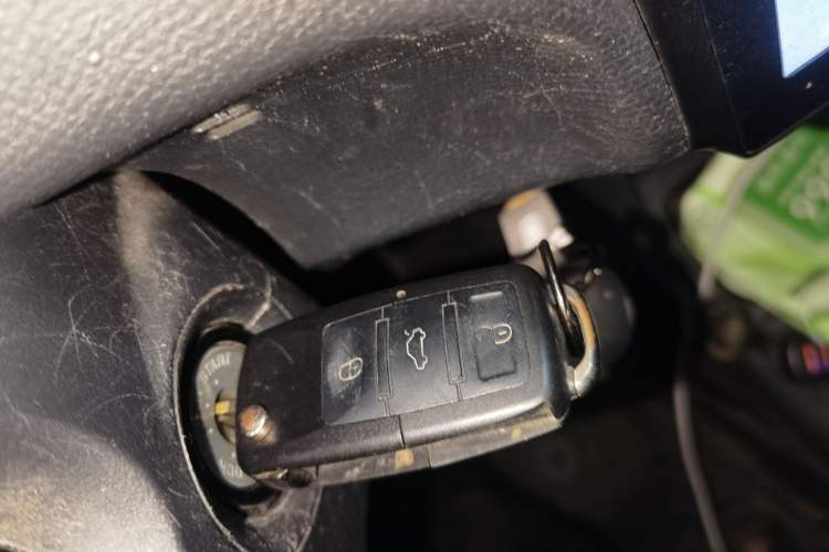 Used Suzuki Swift 2014 1.5L Automatic Fashion Edition Vehicle Key