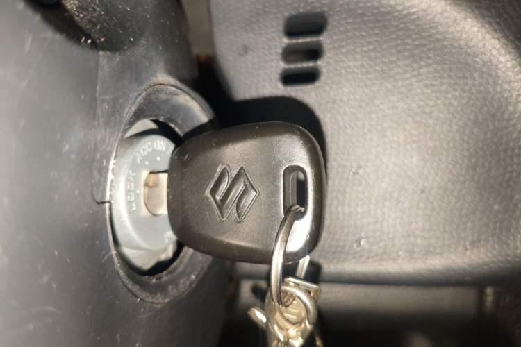 Used Suzuki Swift 2014 1.3L Manual Standard Edition Vehicle Key