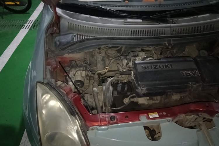 Used Suzuki Swift 2014 1.3L Manual Standard Edition Engine Bay Right
