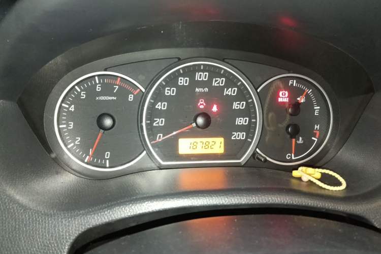 Used Suzuki Swift 2014 1.3L Manual Standard Edition Instrument Cluster