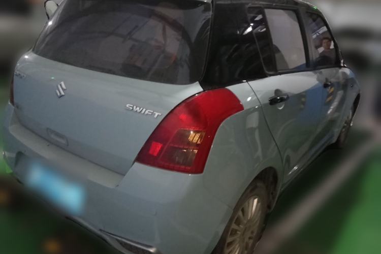 Used Suzuki Swift 2014 1.3L Manual Standard Edition Rear Right 45 Deg