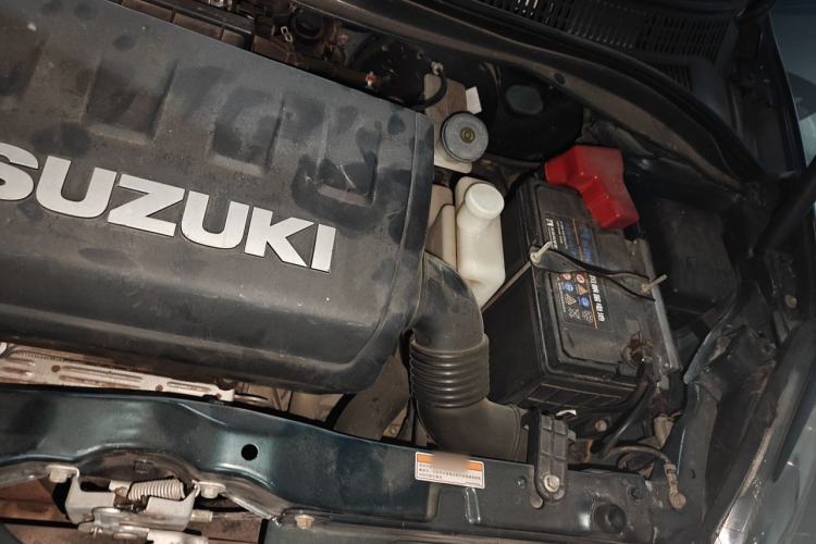 Used Suzuki Swift 2014 1.5L Automatic Fashion Edition Engine Bay Left