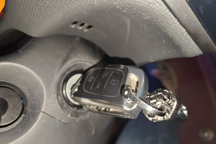 Used Suzuki Swift 2014 1.5L Automatic Fashion Edition Vehicle Key