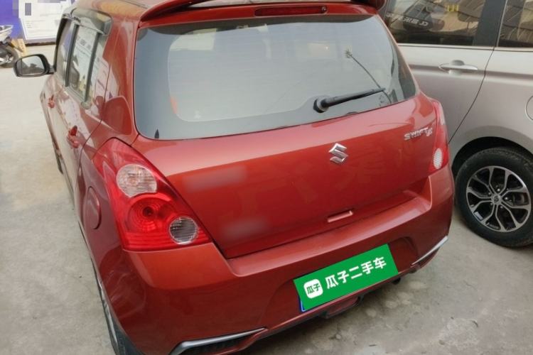 Used Suzuki Swift 2014 1.5L Automatic Fashion Edition Exterior 4
