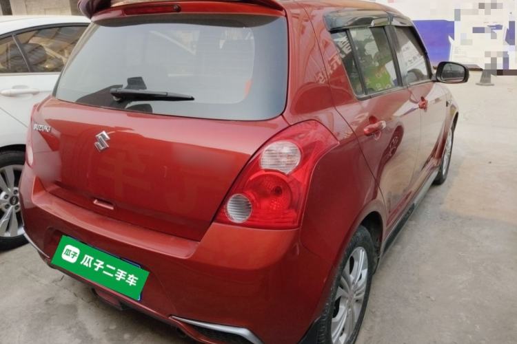 Used Suzuki Swift 2014 1.5L Automatic Fashion Edition Exterior 5