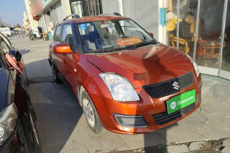 Used Suzuki Swift 2014 1.3L Manual Standard Edition Front Right 45 Deg