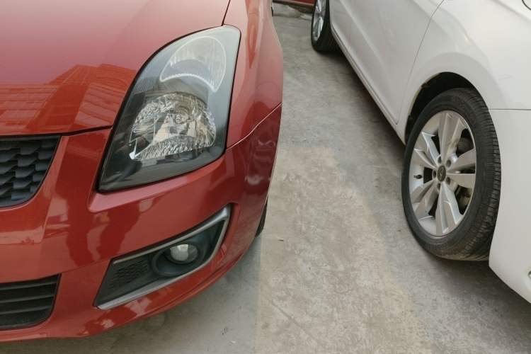Used Suzuki Swift 2014 1.5L Automatic Fashion Edition Left Front Headlight